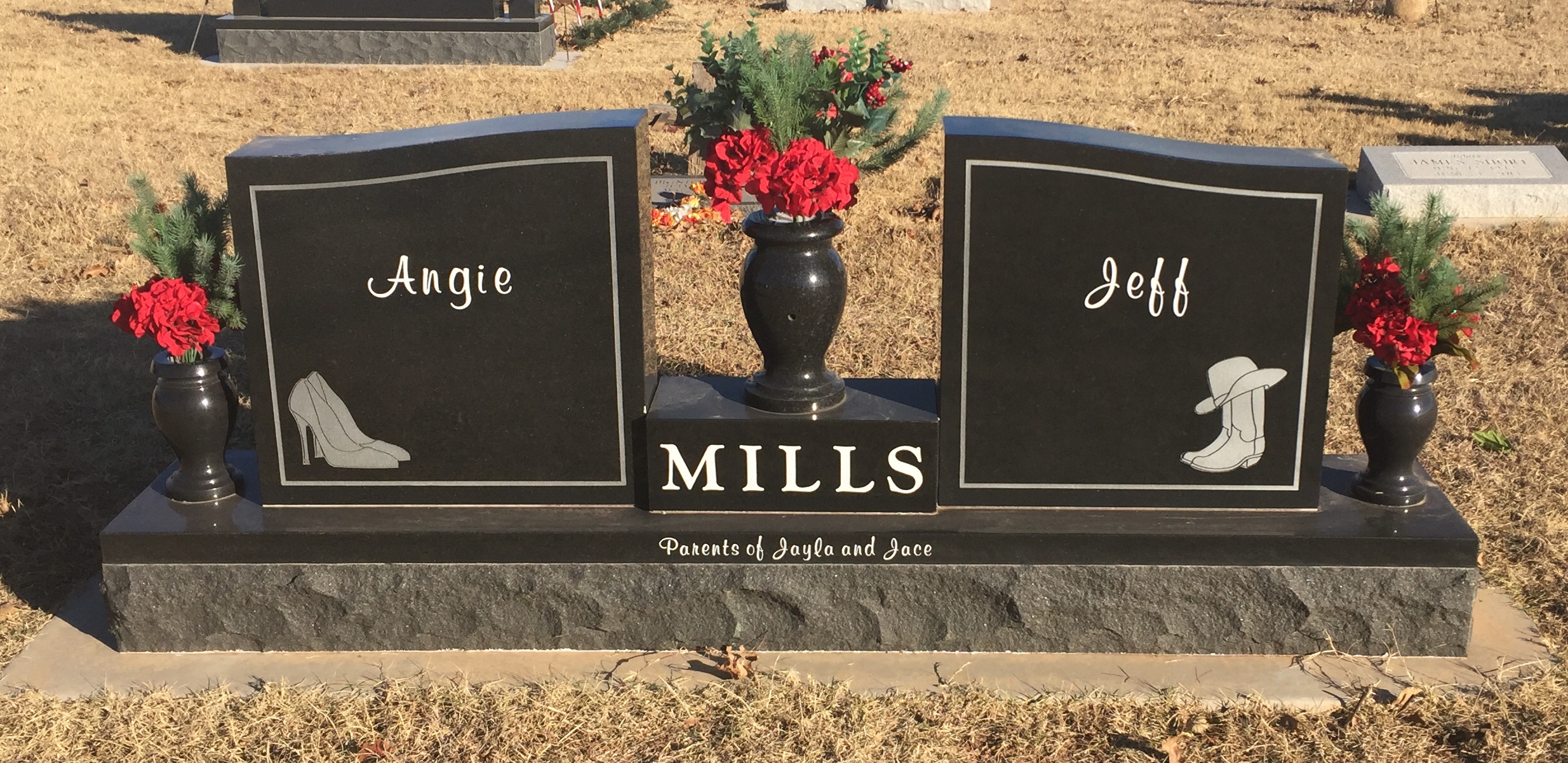 81916770-CA6B-49EE-9D56-D2AF4D79E640